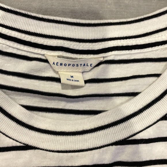 Aeropostale, size medium, striped, strings at bottom sides, - Picture 4 of 4